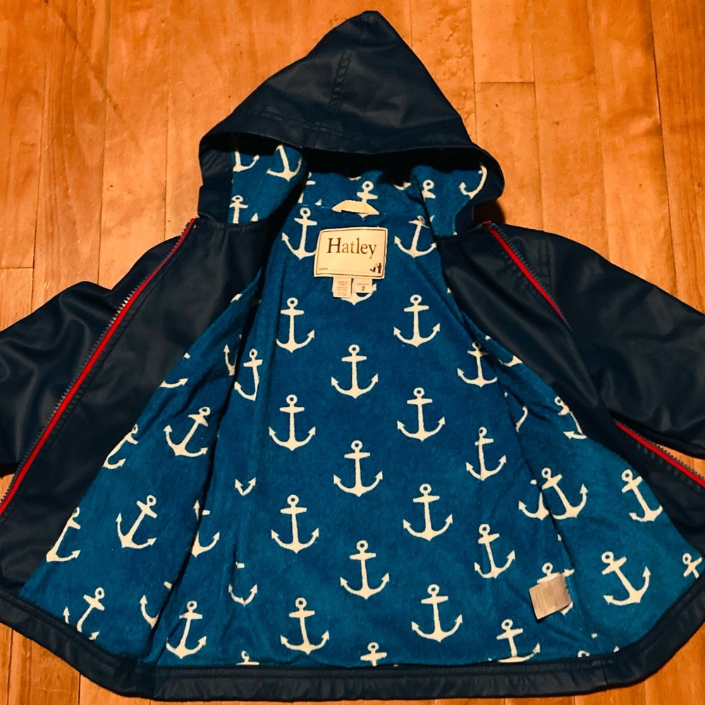 Hatley sz 2T rain jacket